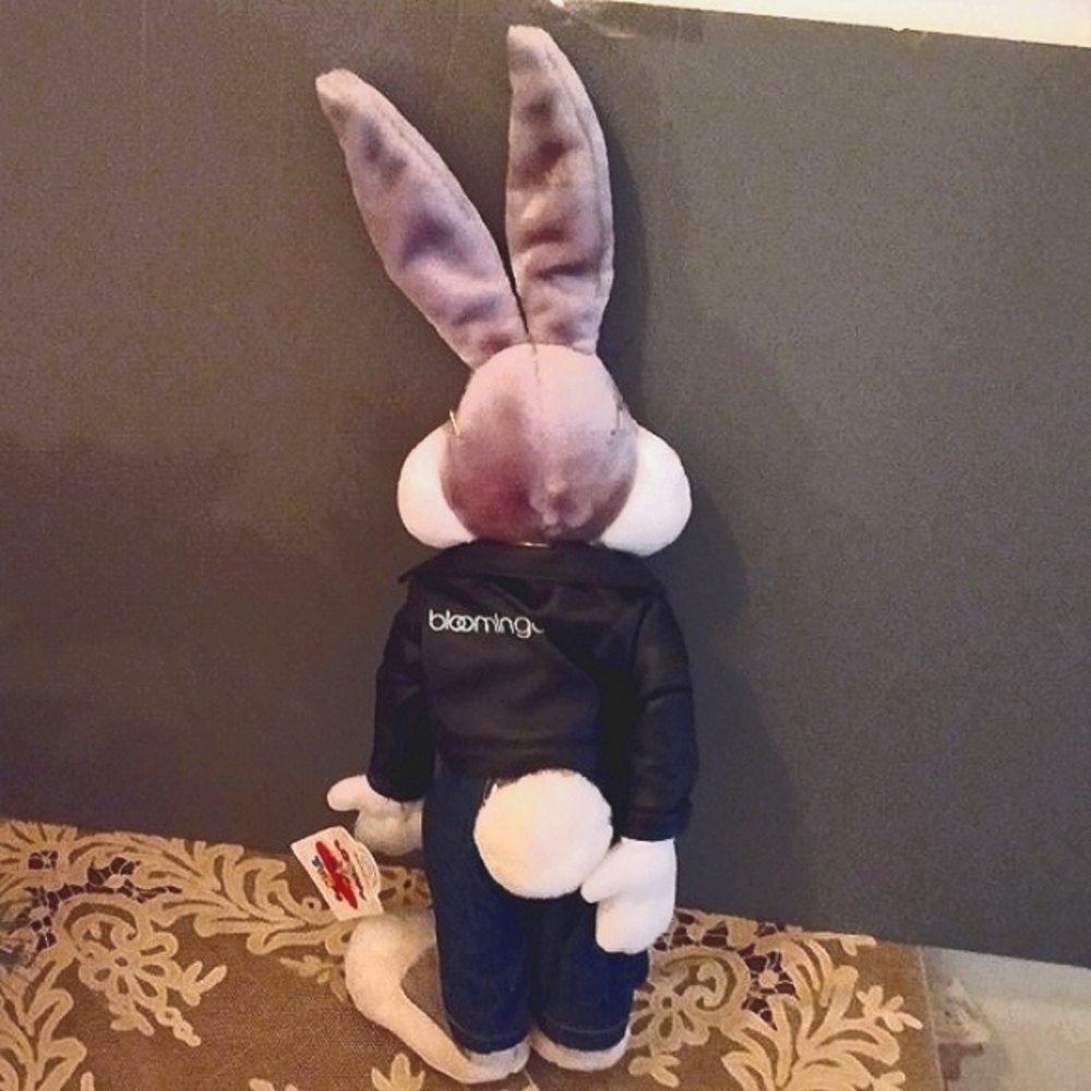 Vtg. Warner Bros 1994 Bugs Bunny Plush Bloomingdales, Looney Tunes - Picture 7 of 7